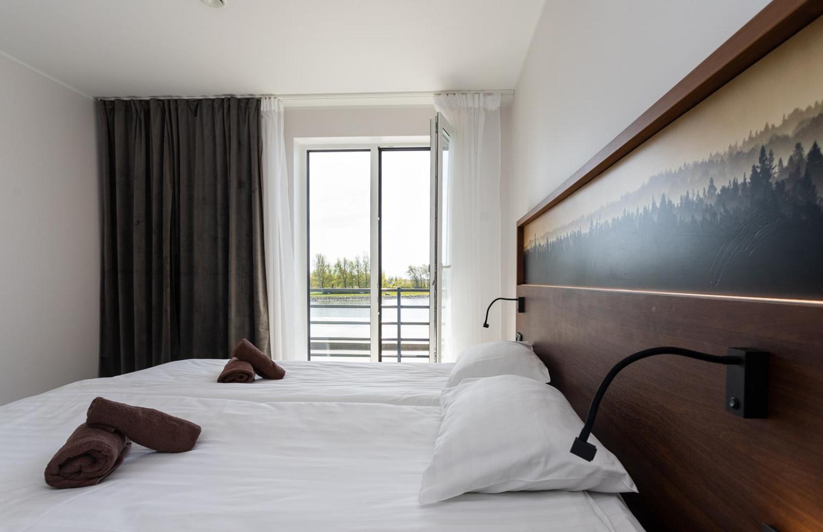 Oe Seaside Suites & Spa Kuressaare Zewnętrze zdjęcie